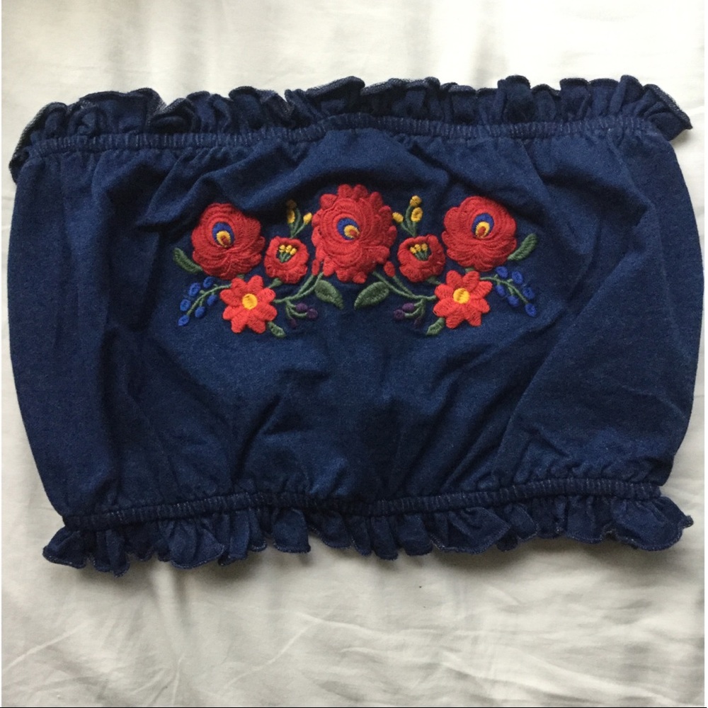 FOREVER 21 Knit Tube Top w/ Embroidered Flowers